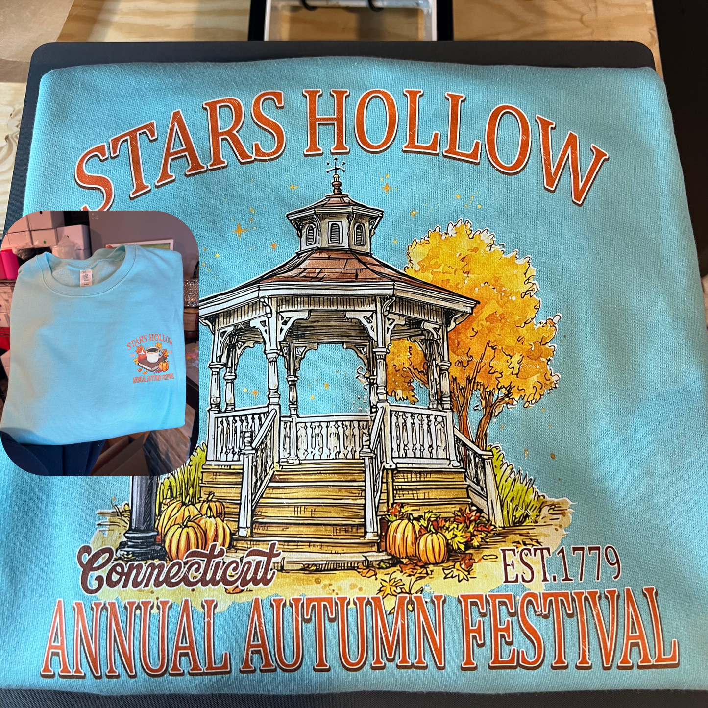 Stars Hallow Crewneck
