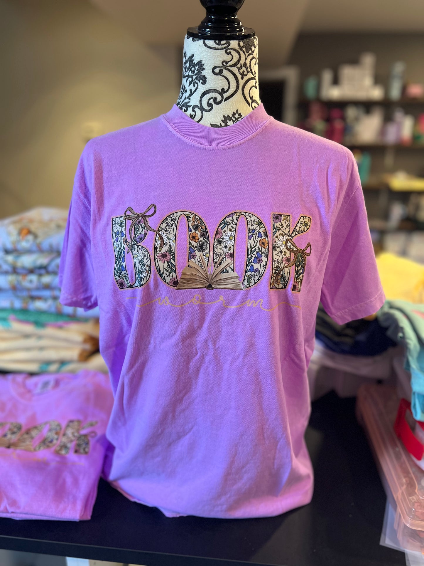 Comfort Tshirt (Book Worm)