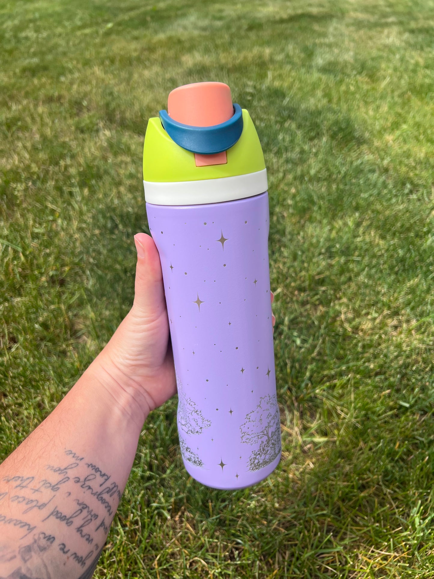 24oz Dupe Owala (Castle)