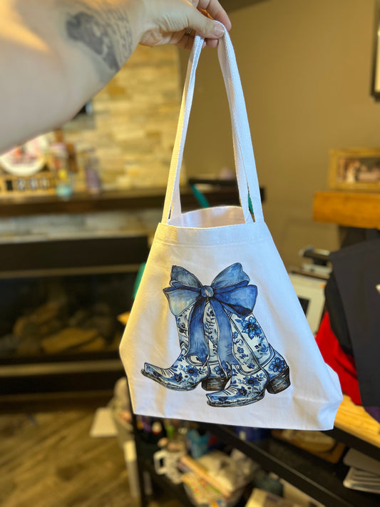 Large Tote (Boots)